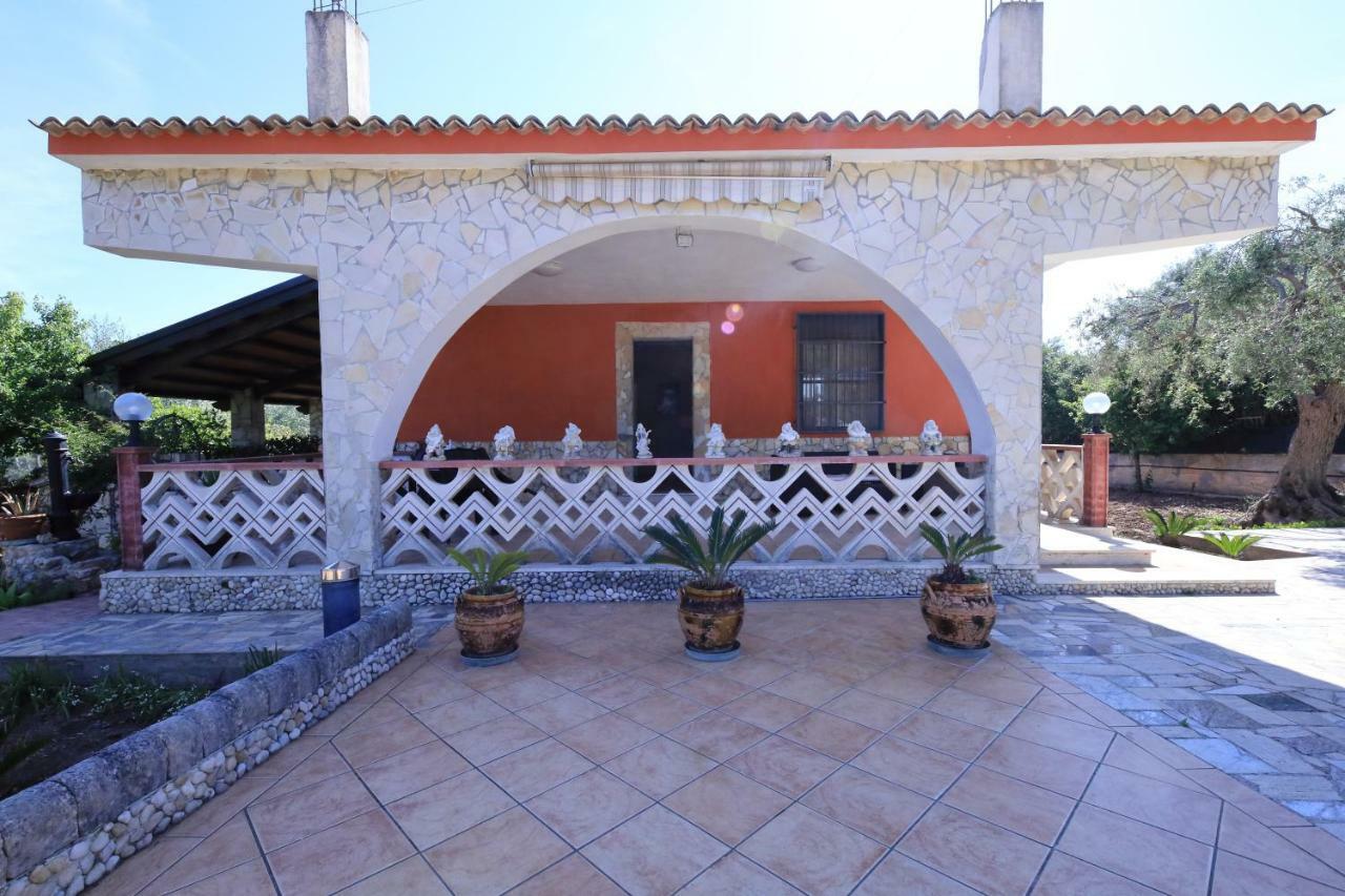 Enjoy Ville Avola Exterior foto
